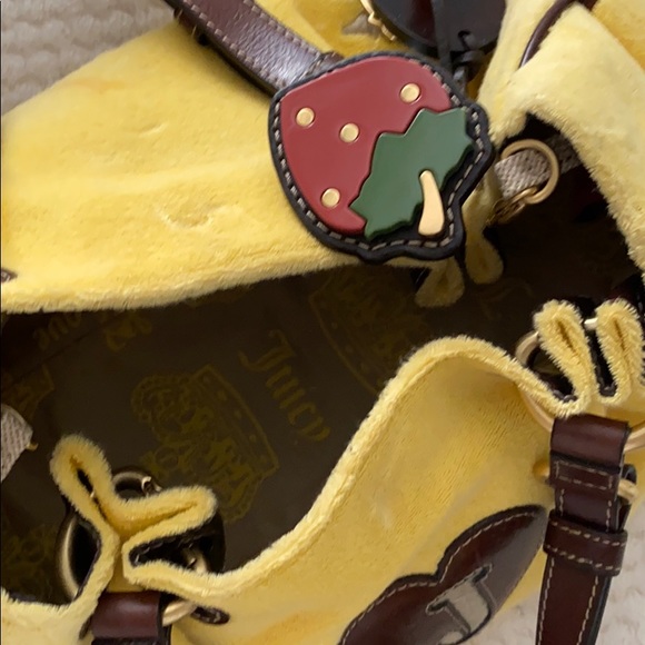 Authentic juicy couture purse - Picture 3 of 3